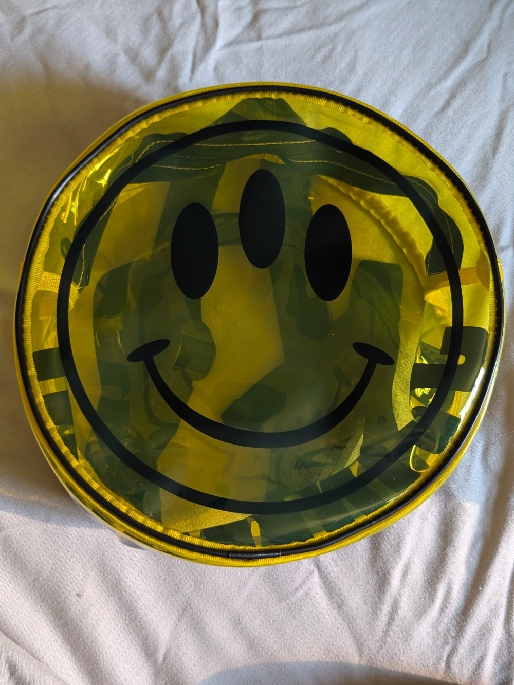 INSOMNIAC ANTI THEFT Smiley Face Round Clear Tote Bag in Yellow